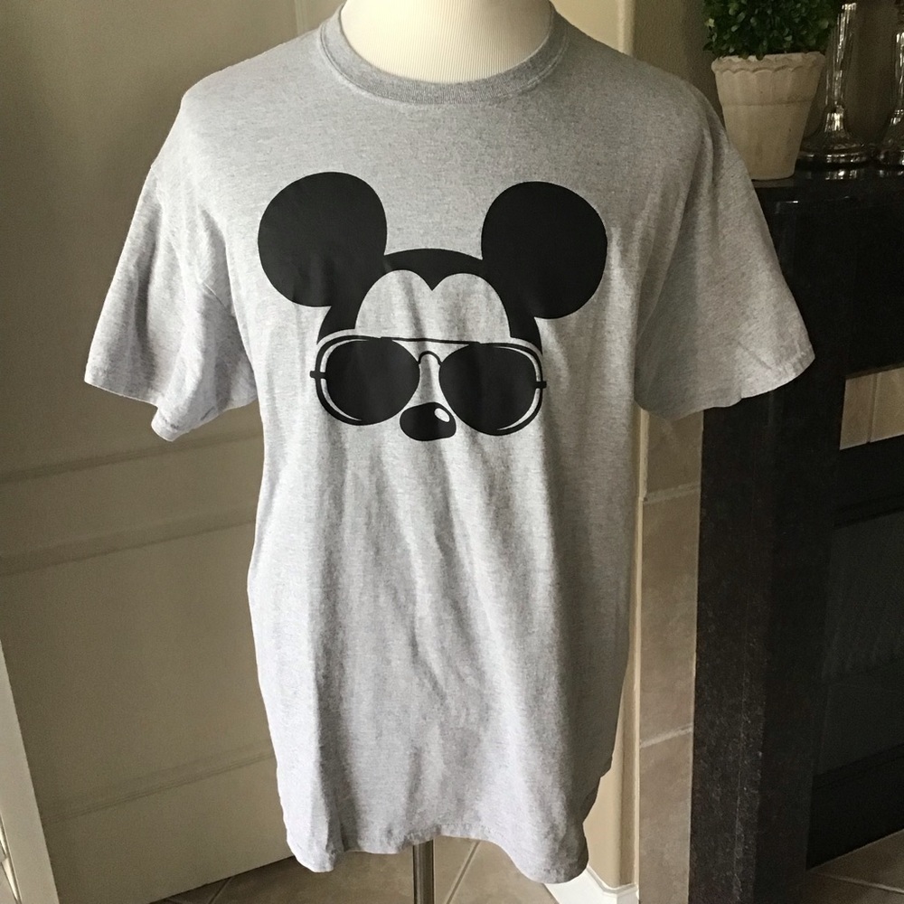 Mouse Ears Shades Mens XL T-Shirt Gildan Short Sleeve Tee Gray Black Sunglasses